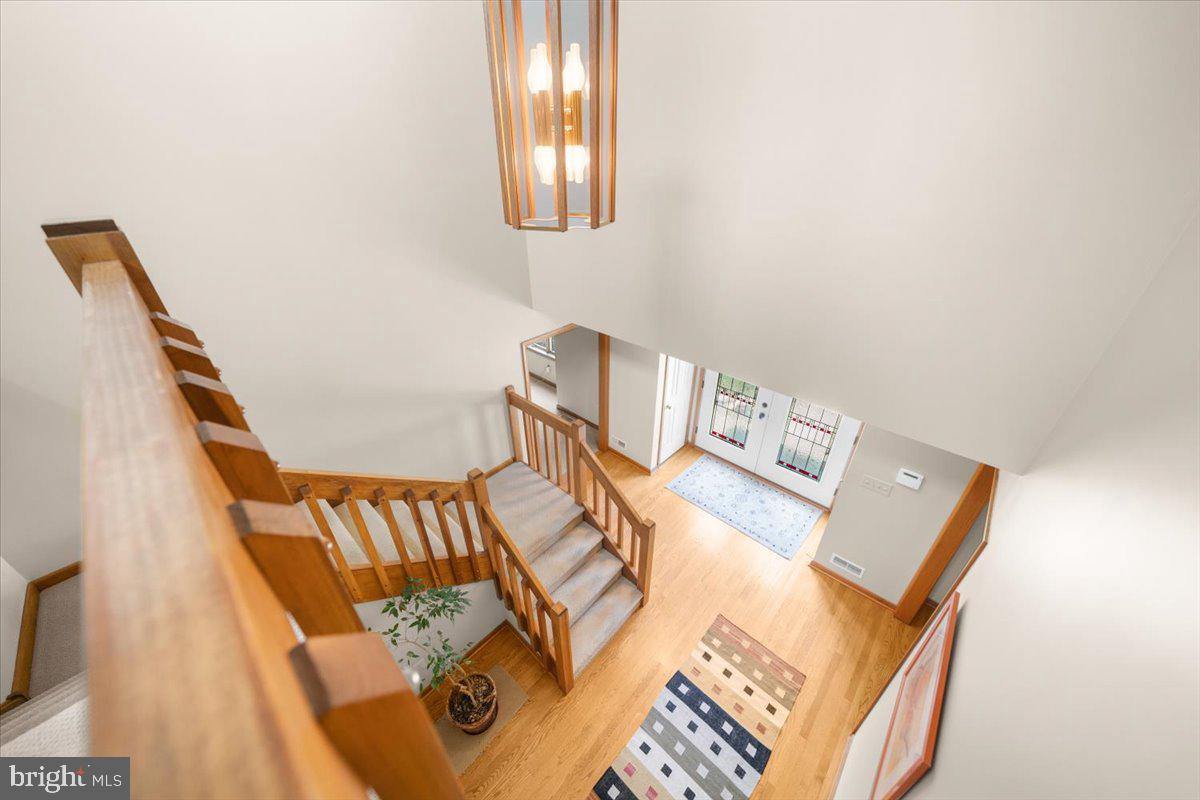 2314 Holly Ln
