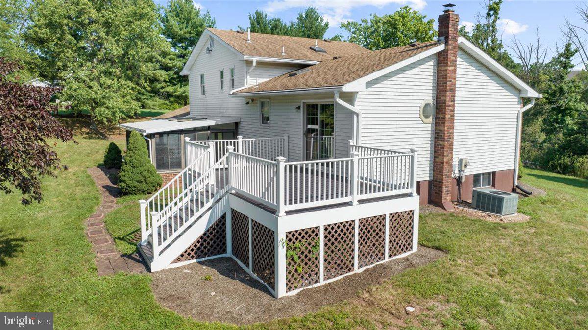 153 Ott Rd