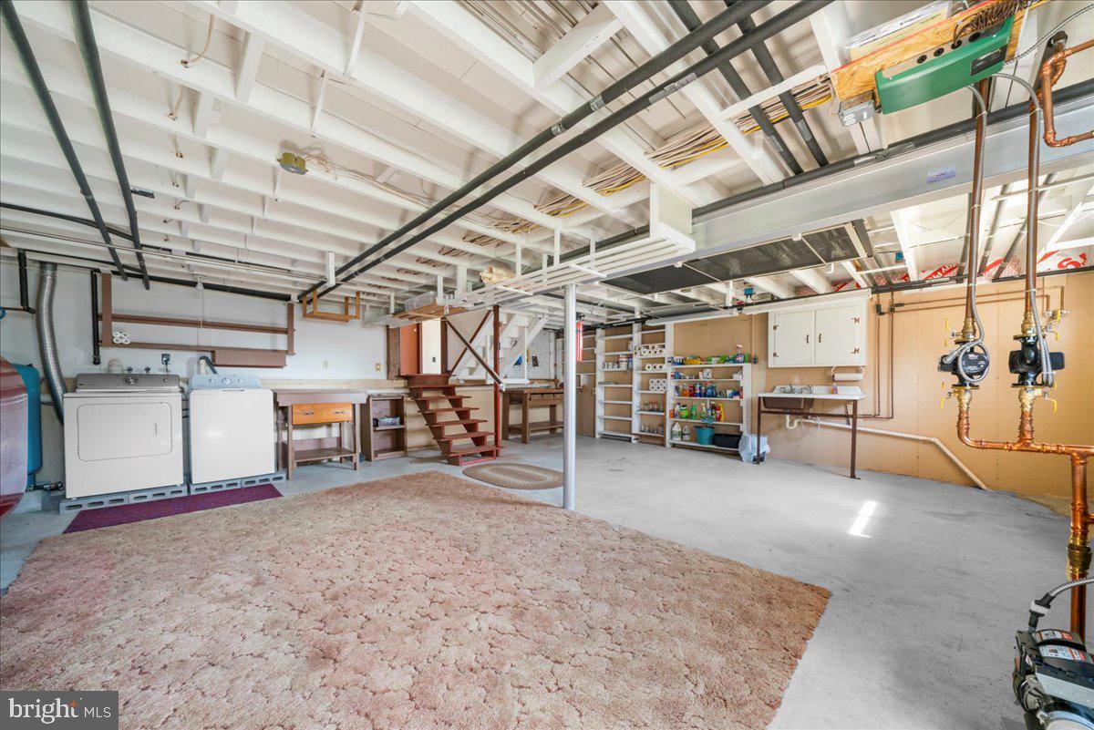 153 Ott Rd