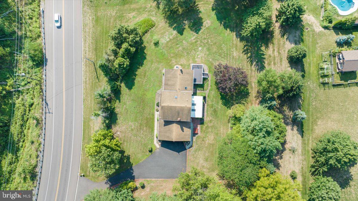 153 Ott Rd