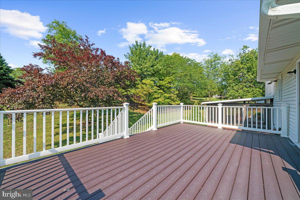 153 Ott Rd