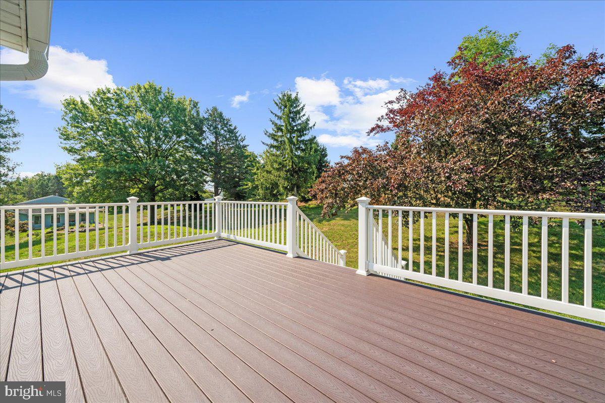 153 Ott Rd
