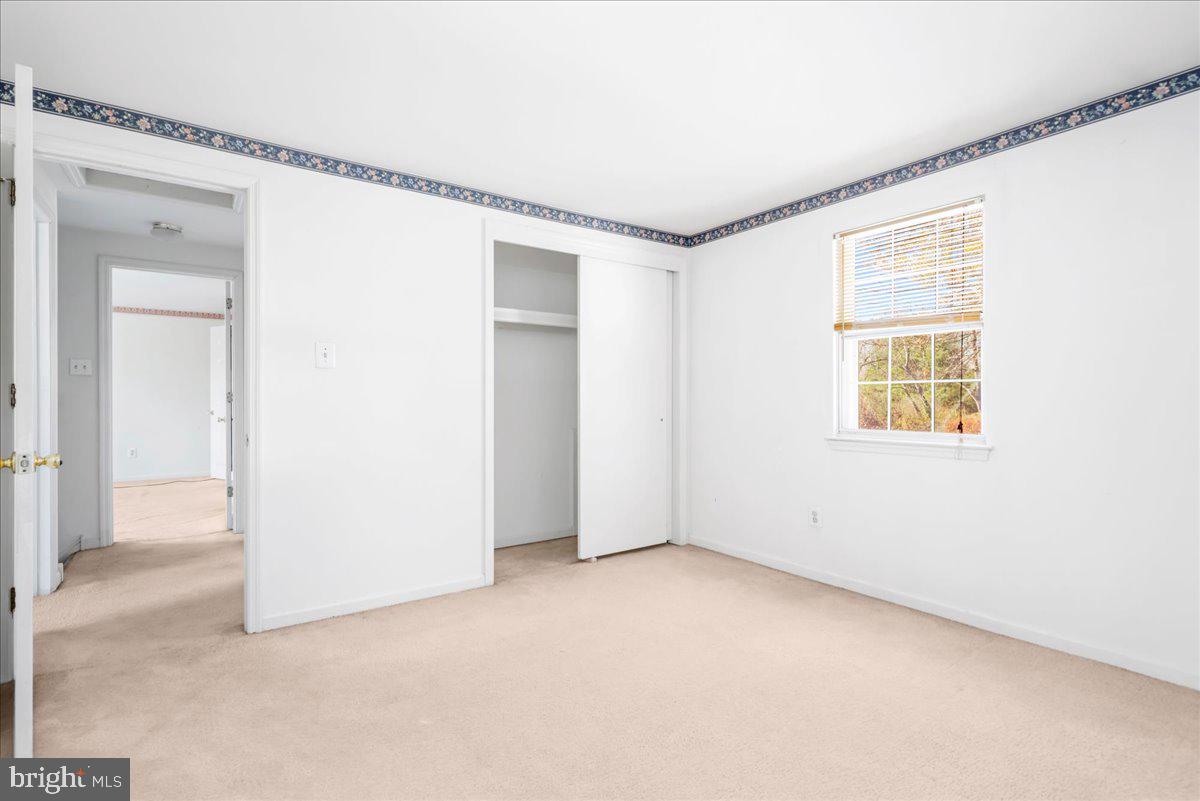 352 Maiden Ln