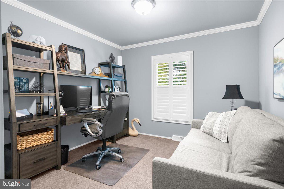 165 W Ridge Pike #105