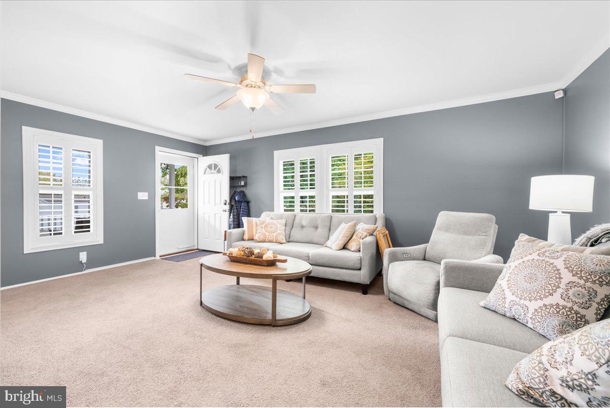 165 W Ridge Pike #105