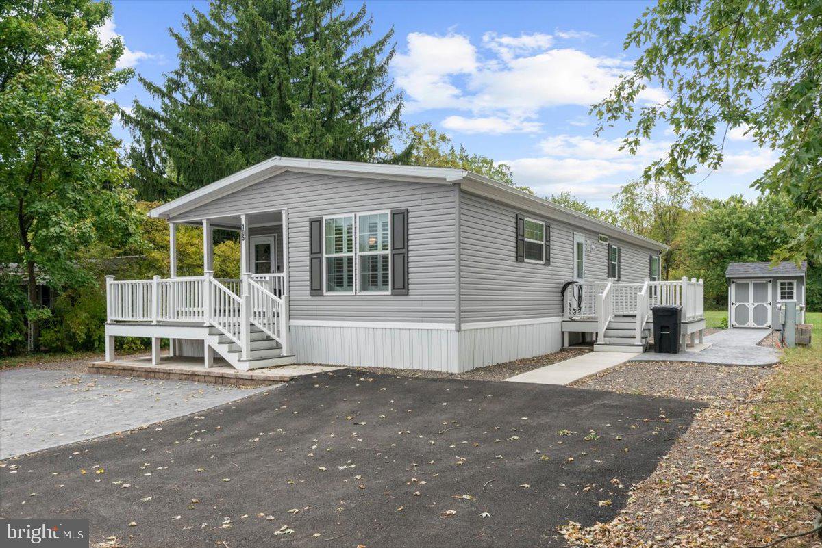 165 W Ridge Pike #105
