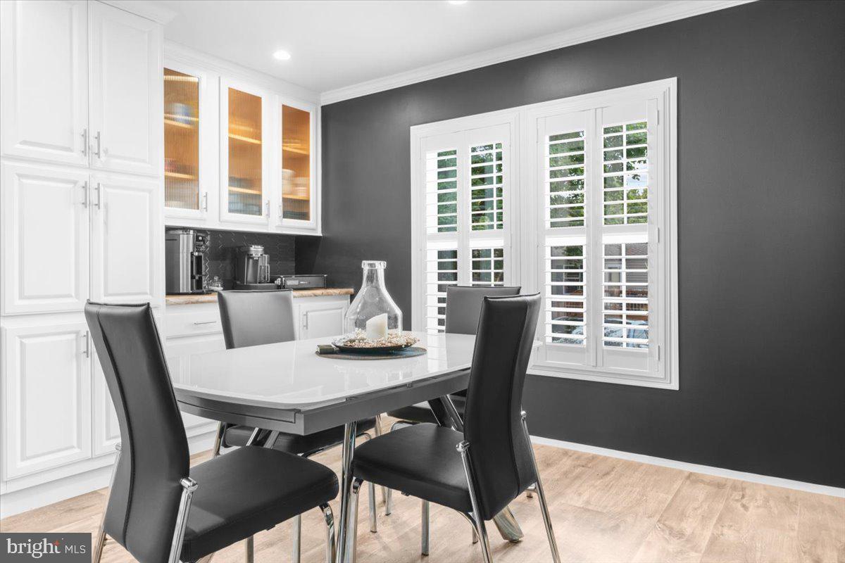 165 W Ridge Pike #105