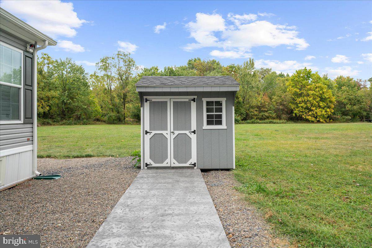 165 W Ridge Pike #105