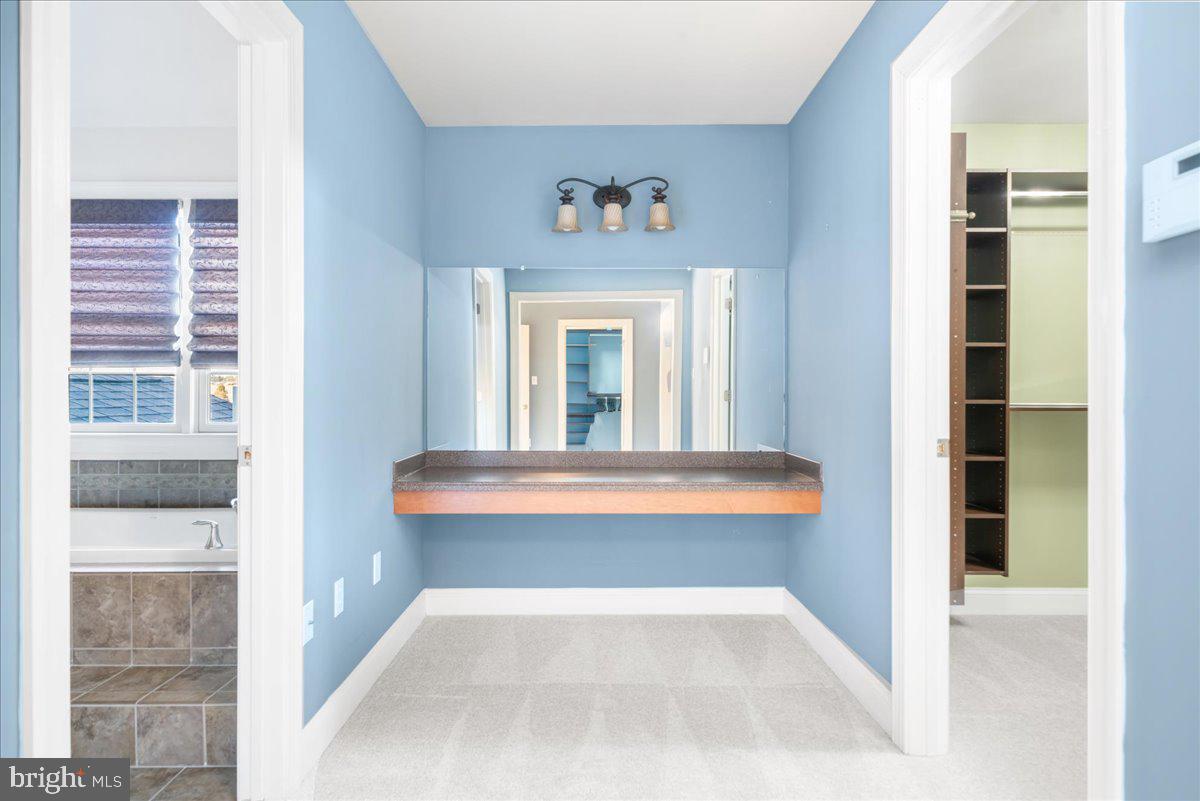 155 Wentworth Cir