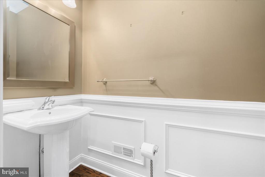155 Wentworth Cir