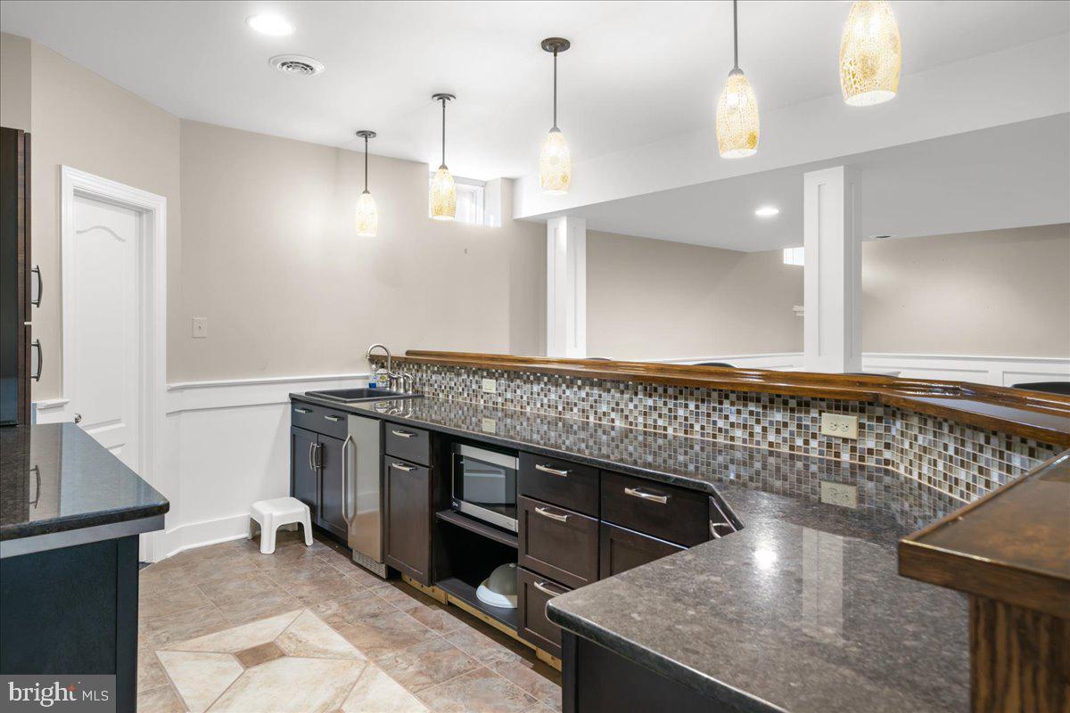 155 Wentworth Cir