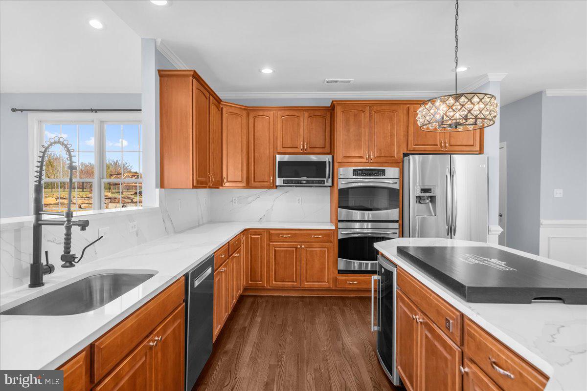 155 Wentworth Cir