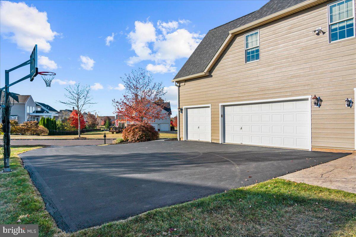 155 Wentworth Cir