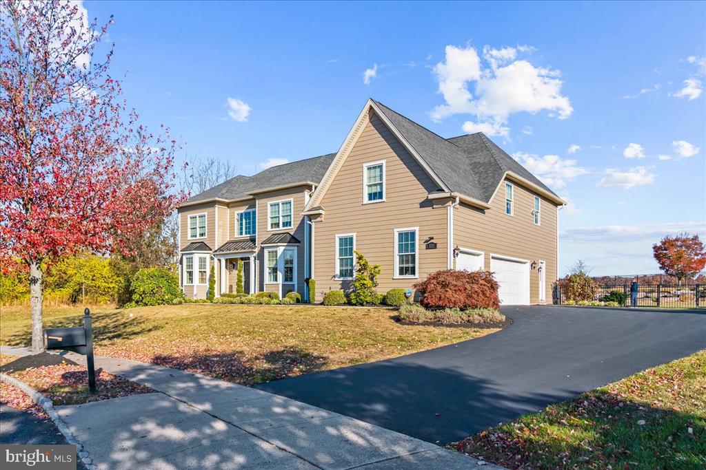 155 Wentworth Cir