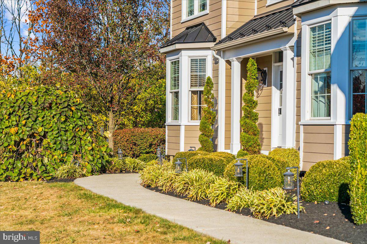 155 Wentworth Cir