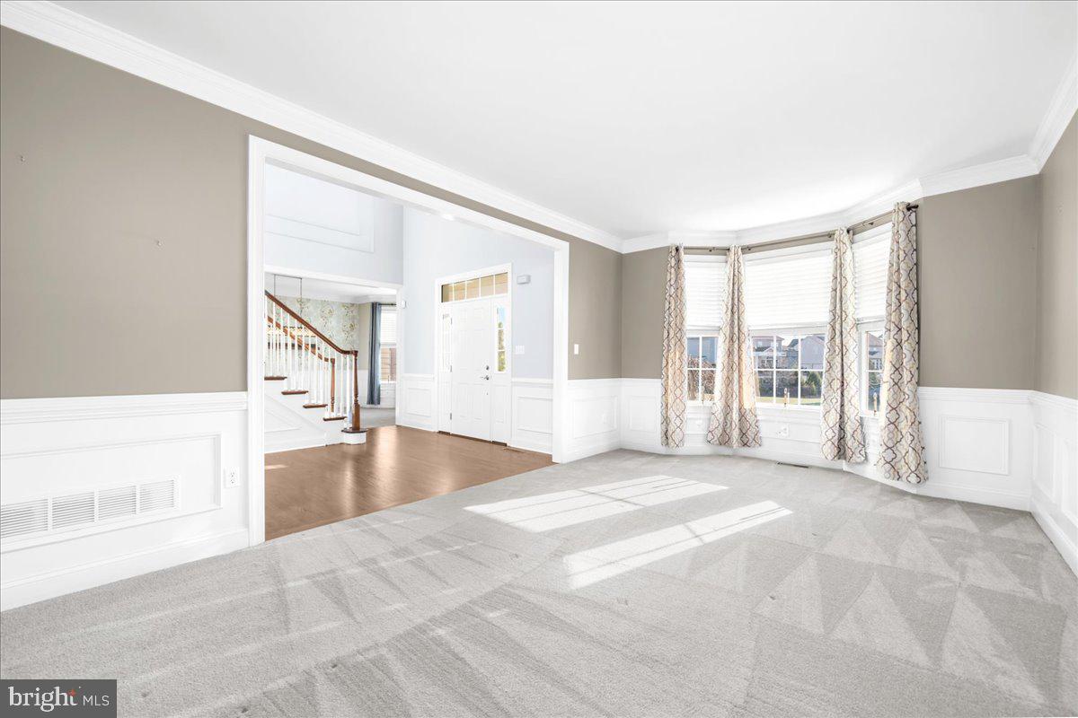 155 Wentworth Cir