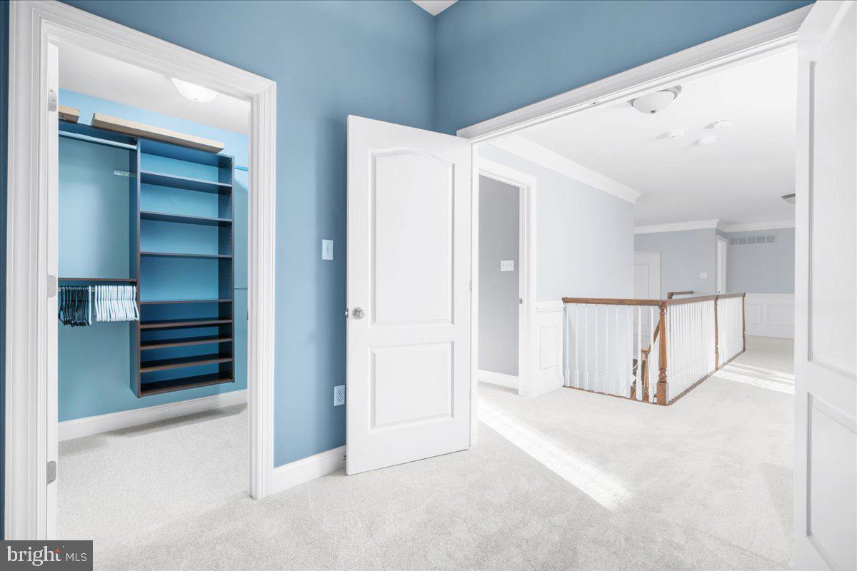 155 Wentworth Cir