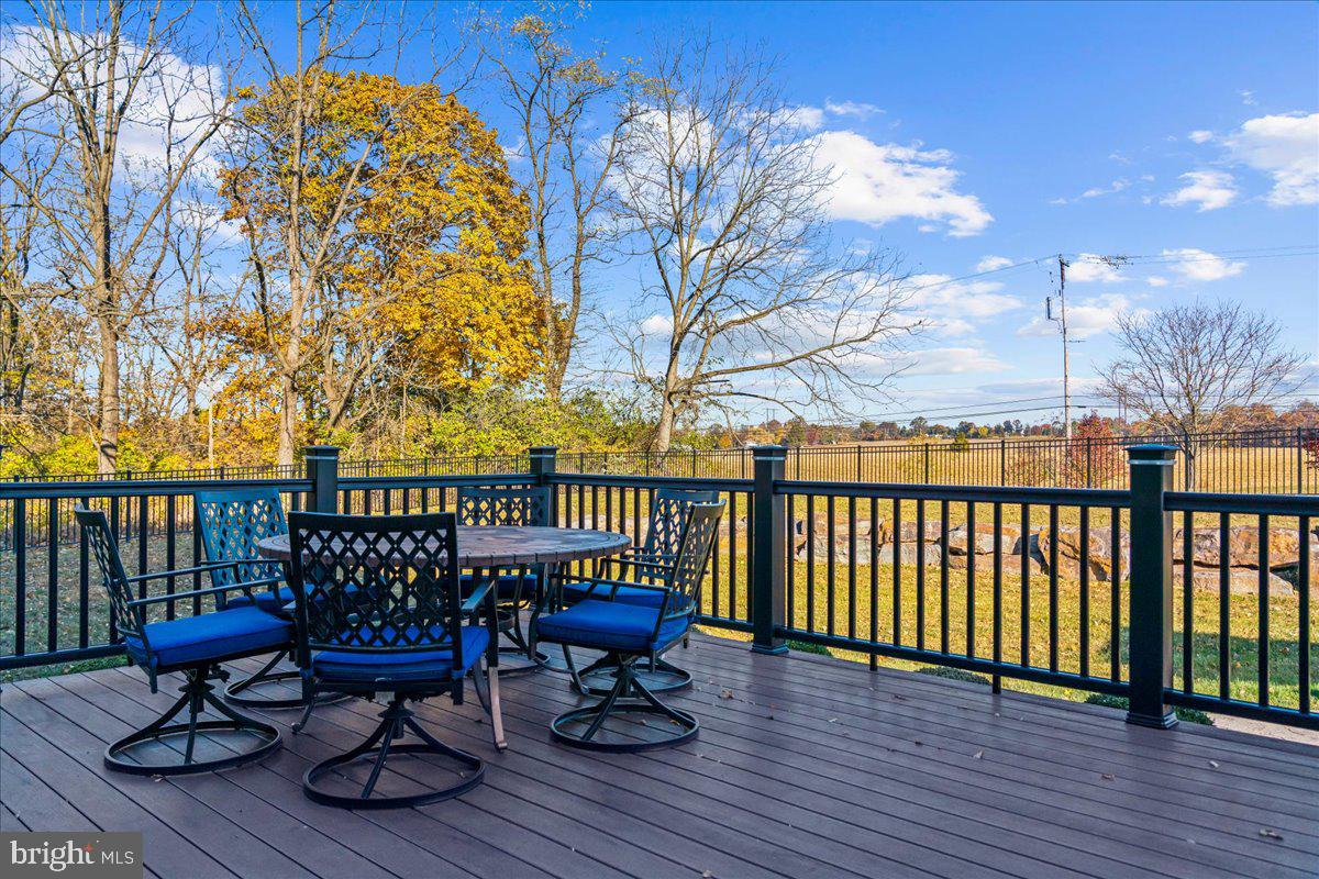 155 Wentworth Cir