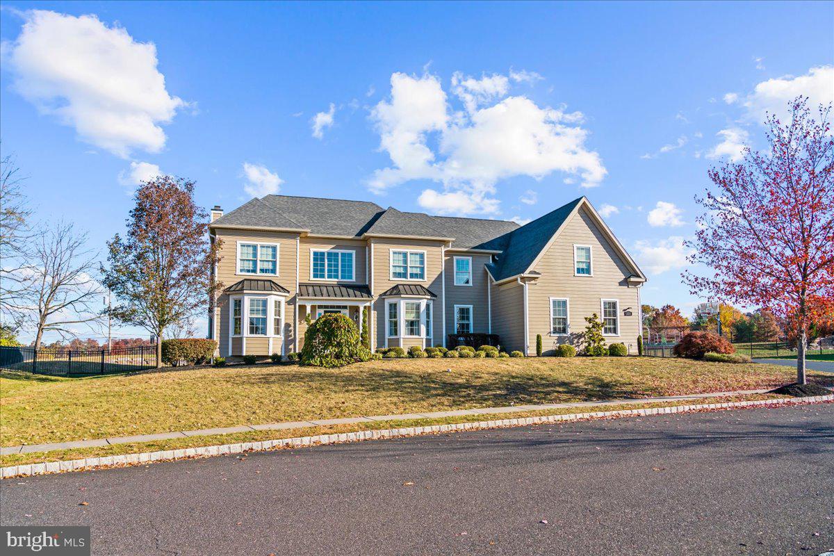 155 Wentworth Cir