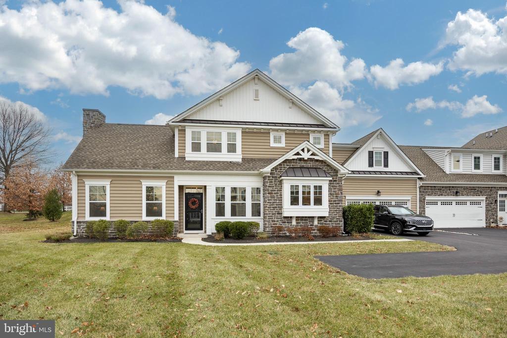 103 Summit Dr