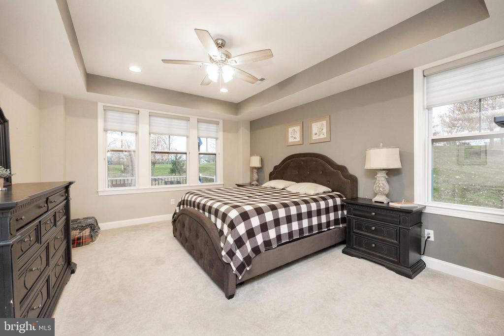 103 Summit Dr