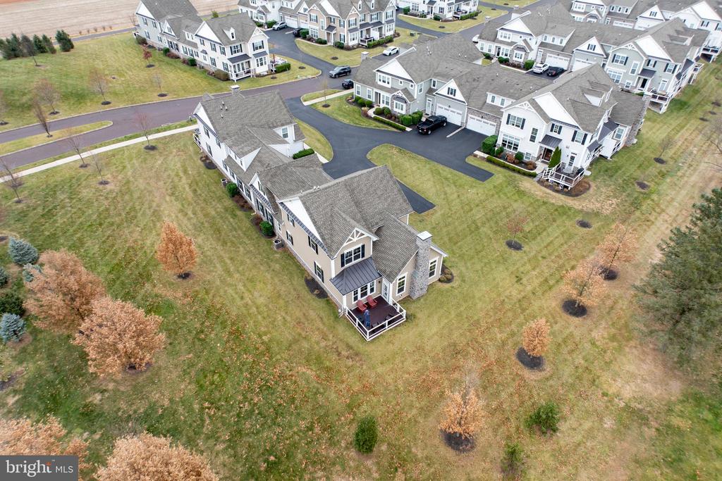 103 Summit Dr