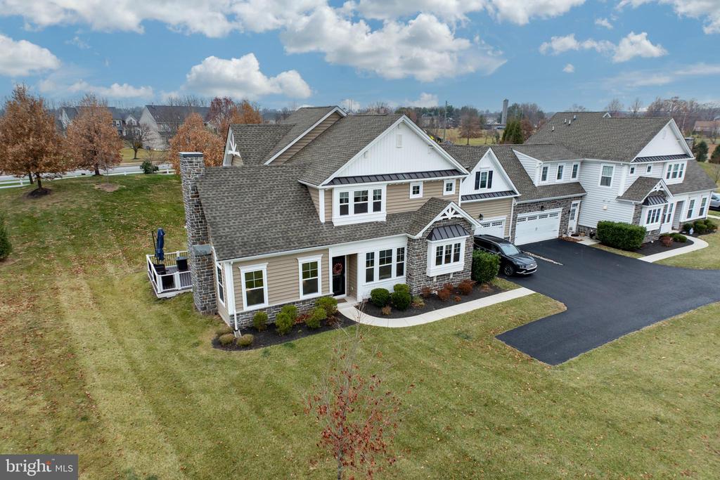 103 Summit Dr