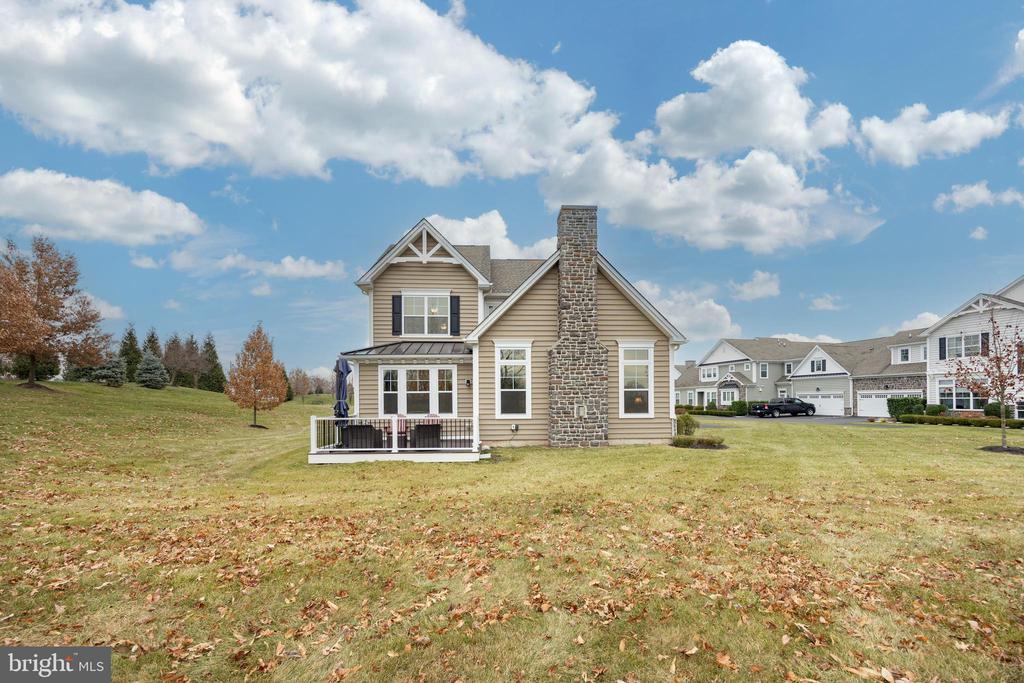 103 Summit Dr