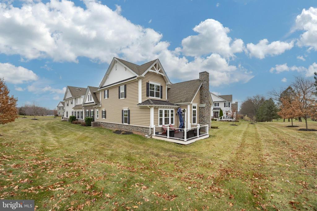 103 Summit Dr