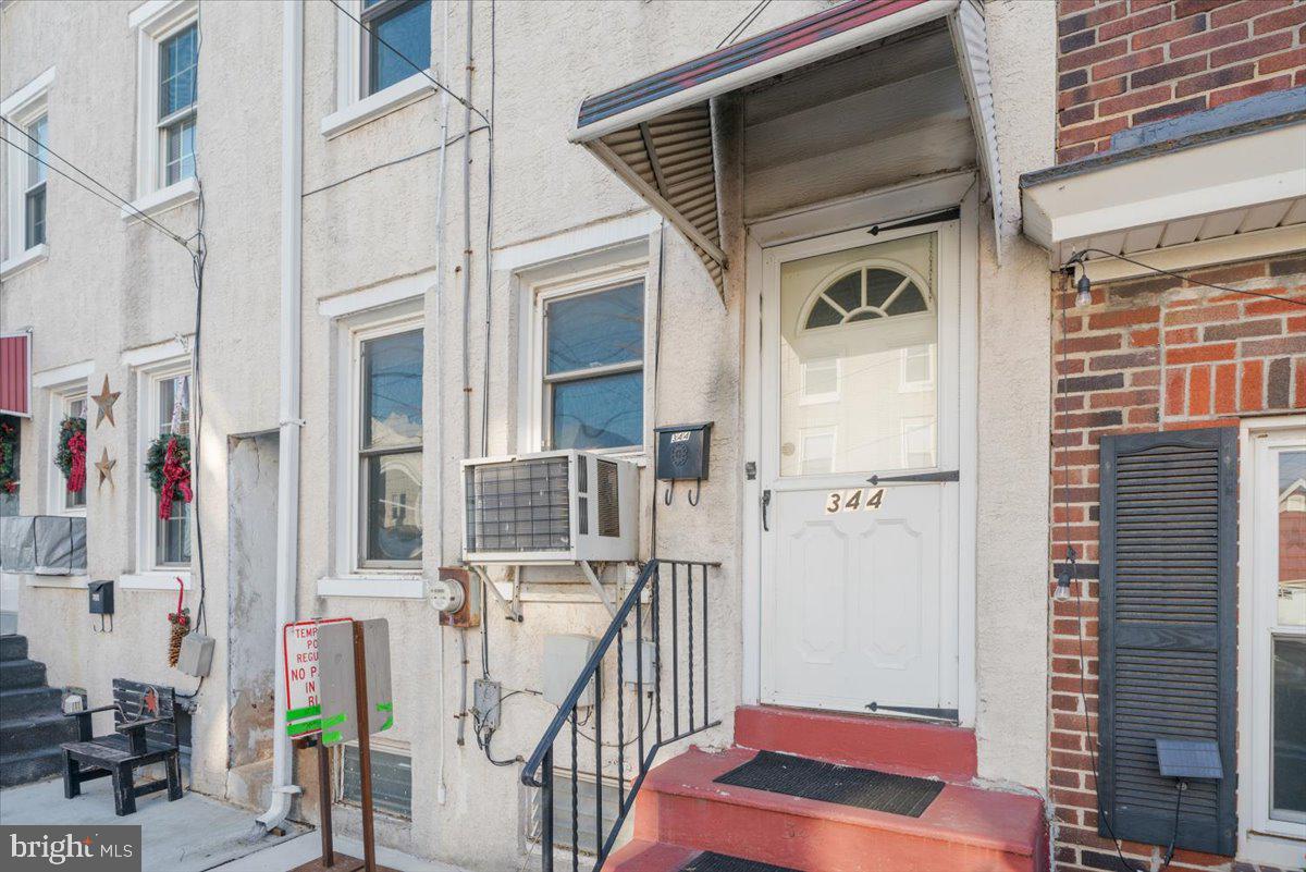 344 Grove St