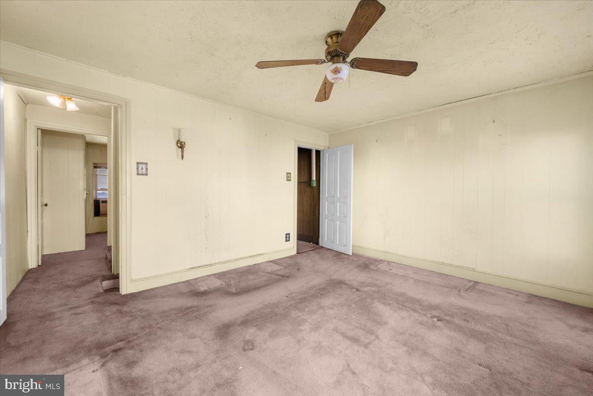 344 Grove St