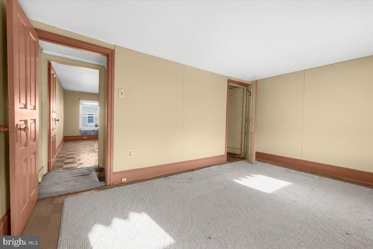 344 Grove St