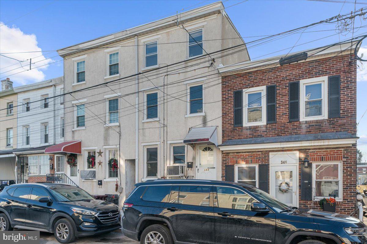 344 Grove St