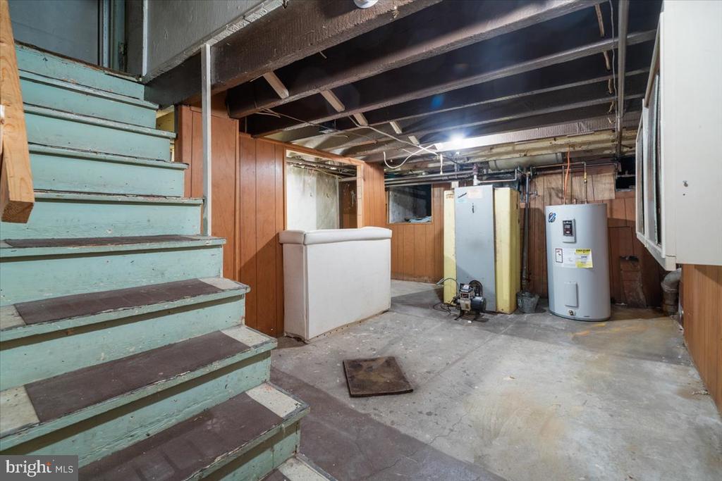 344 Grove St
