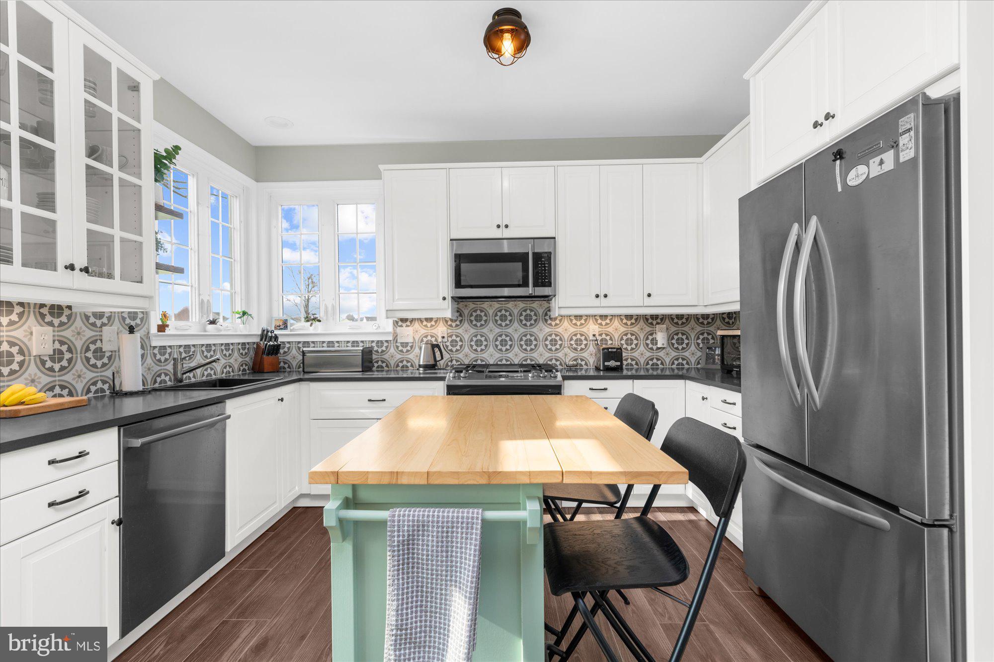 93 Saint Andrews Blvd