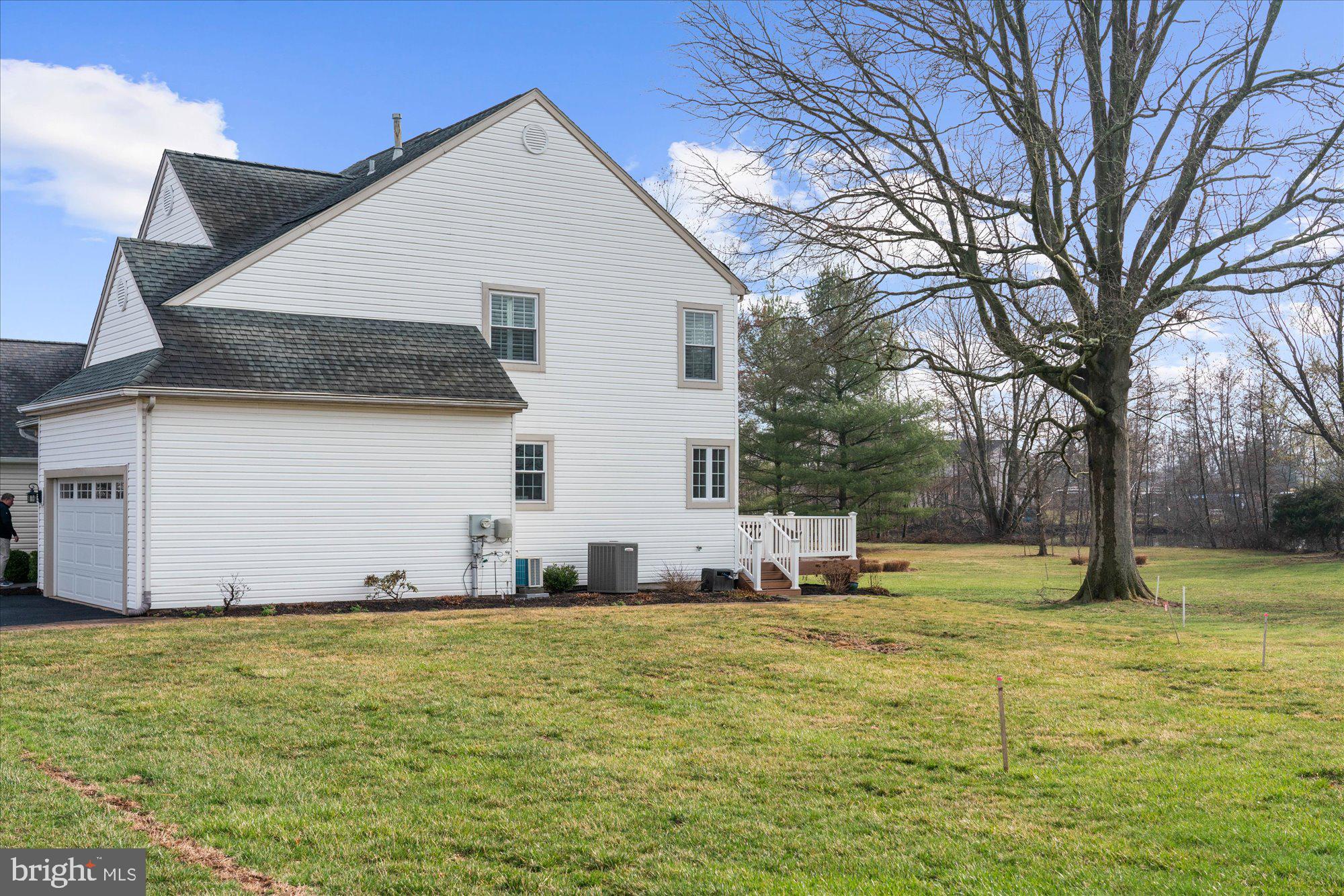 93 Saint Andrews Blvd