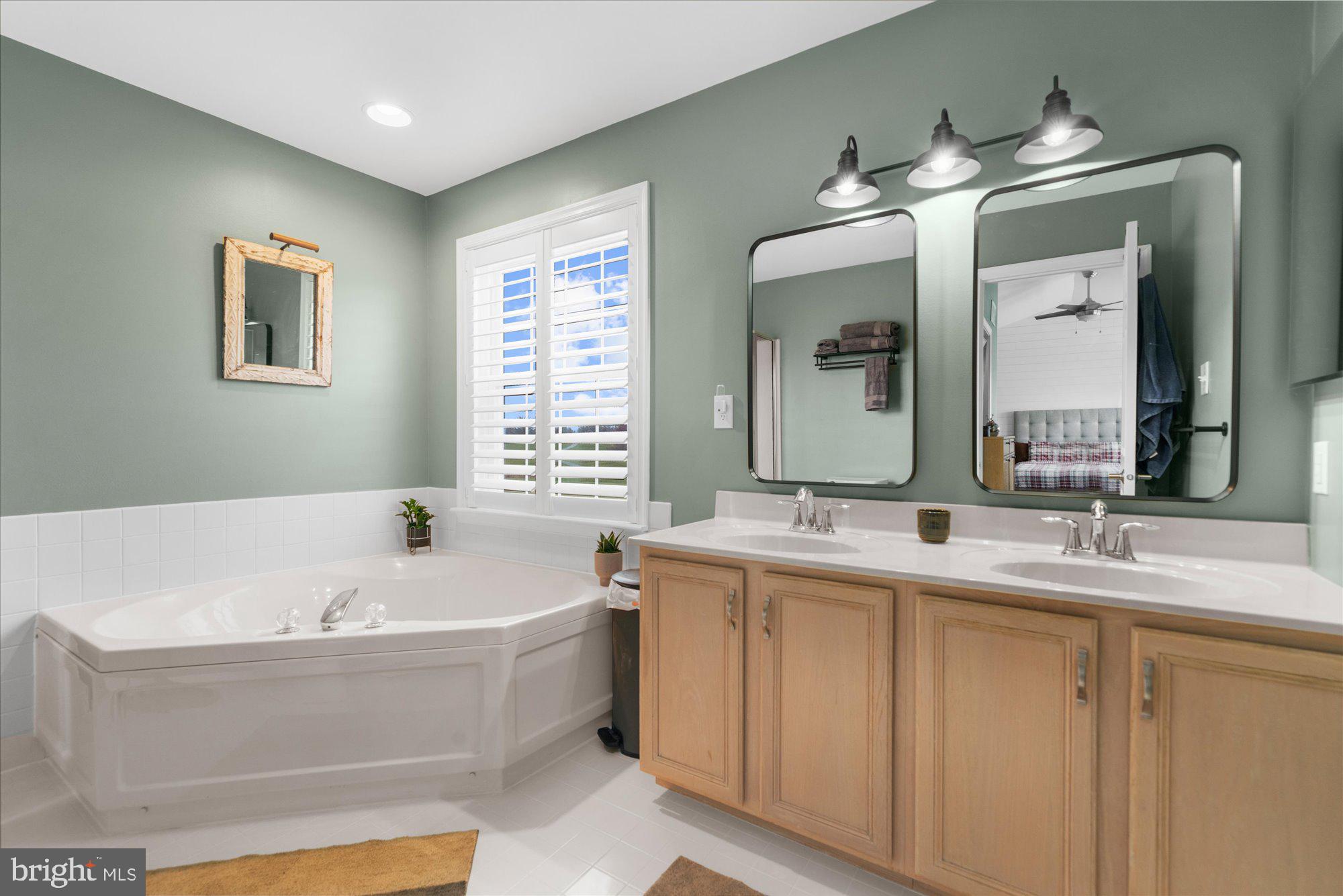 93 Saint Andrews Blvd