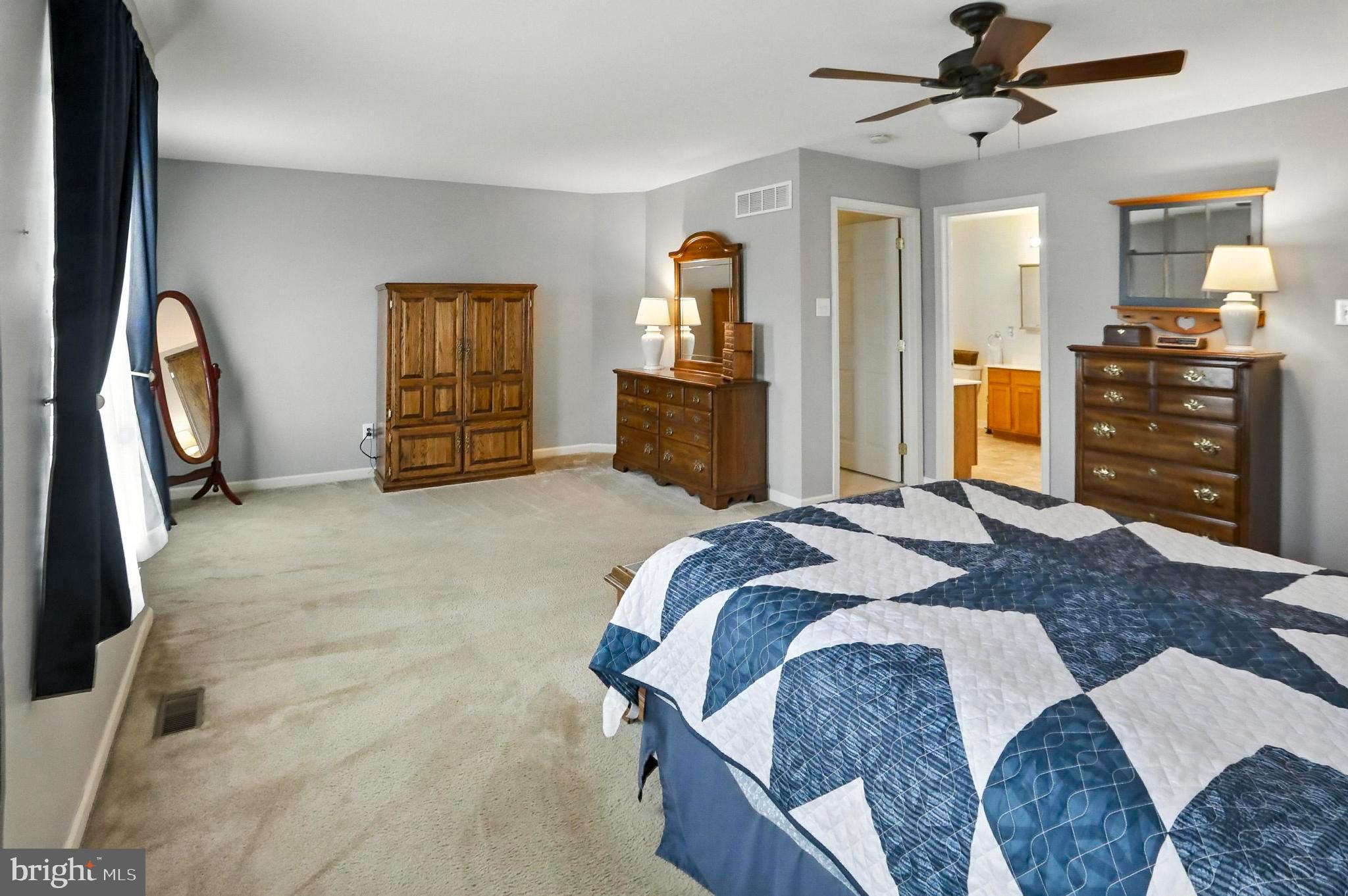 126 Fairbrook Dr