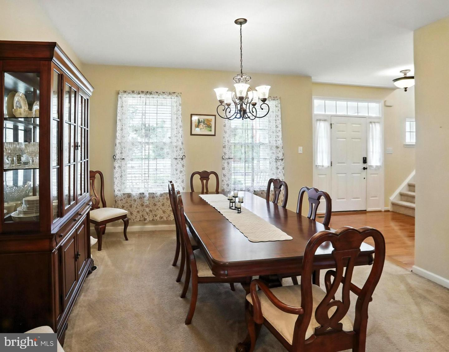 126 Fairbrook Dr
