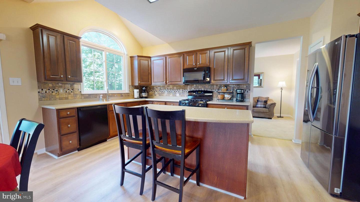 126 Fairbrook Dr