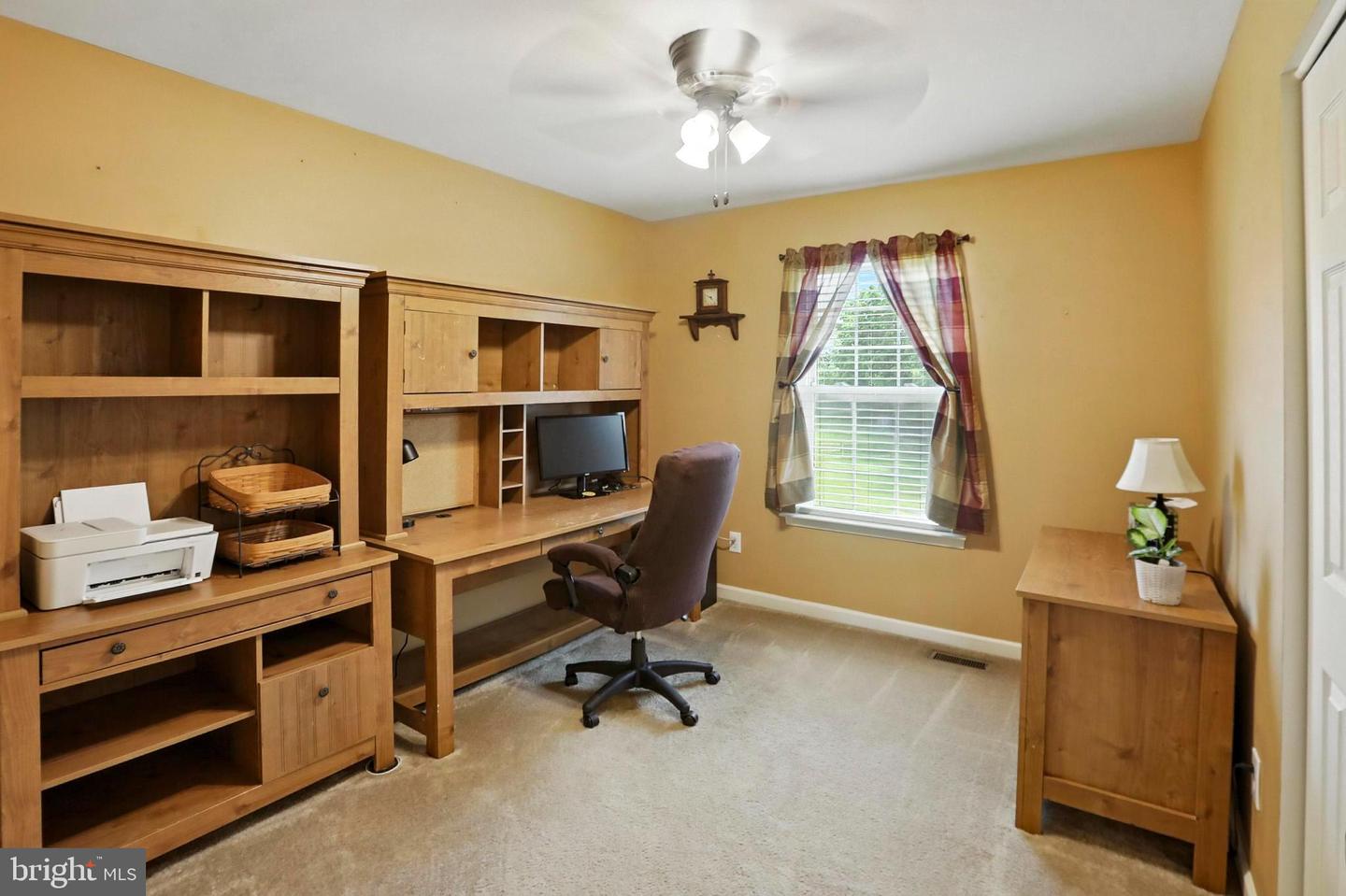 126 Fairbrook Dr