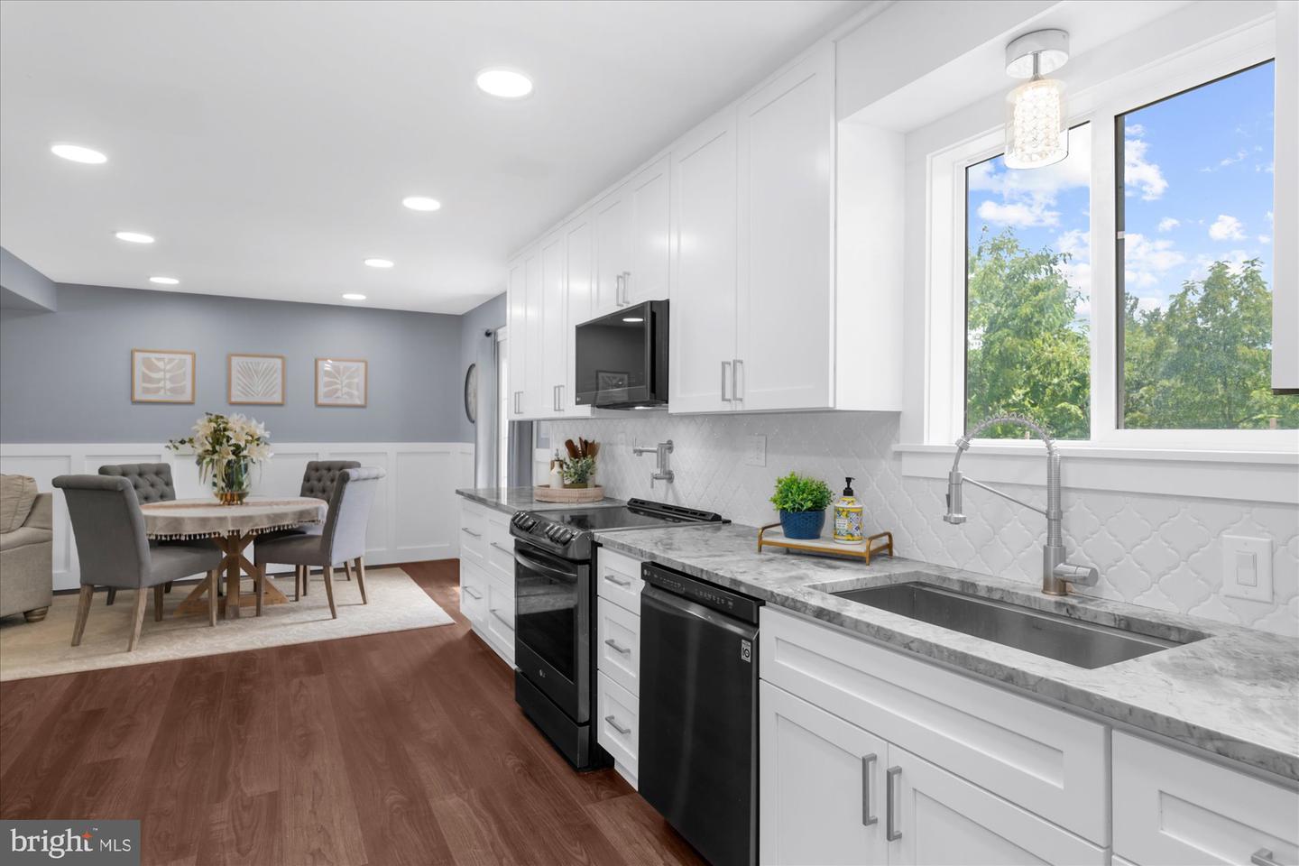 142 Carmen Dr