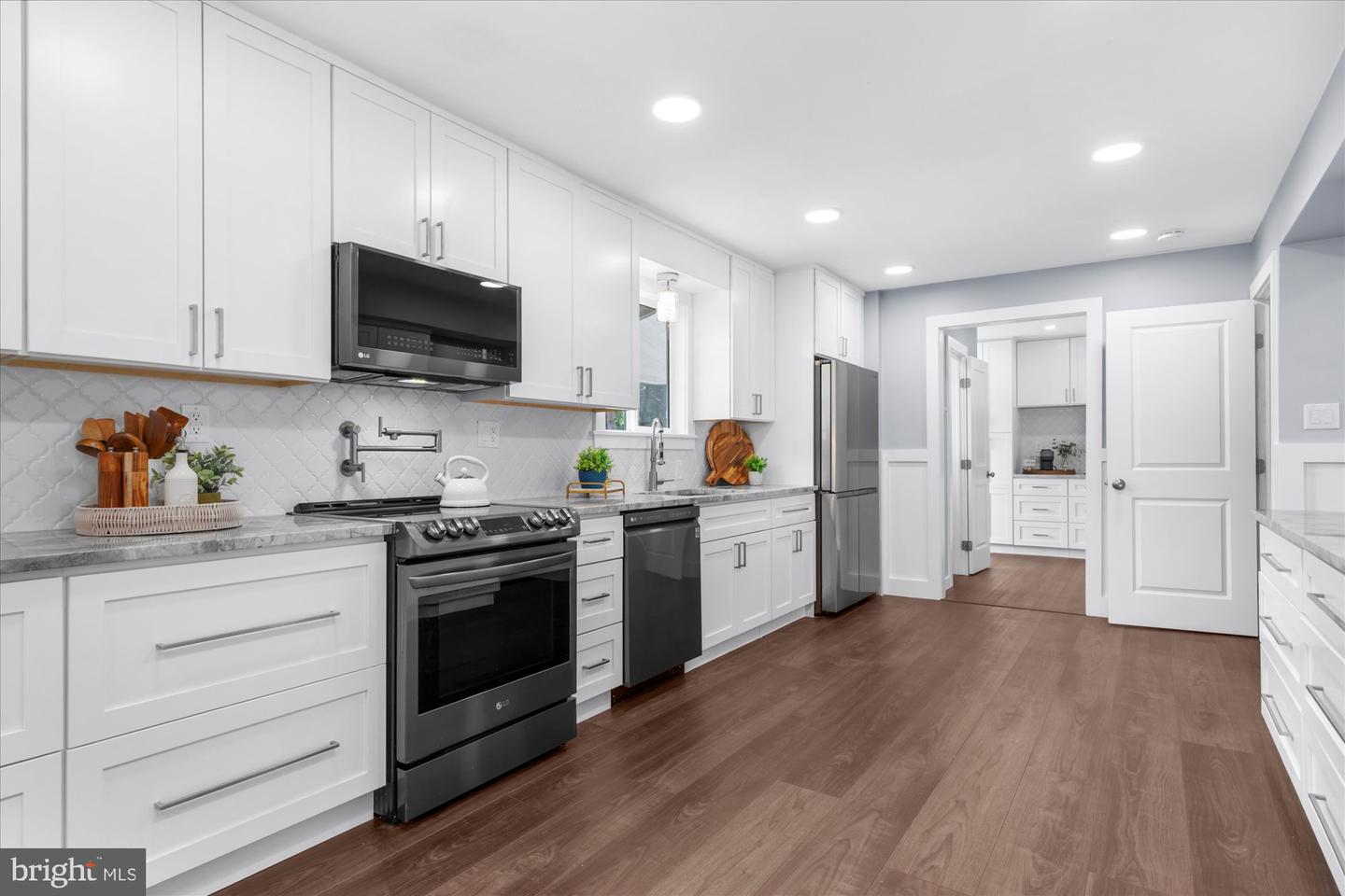 142 Carmen Dr