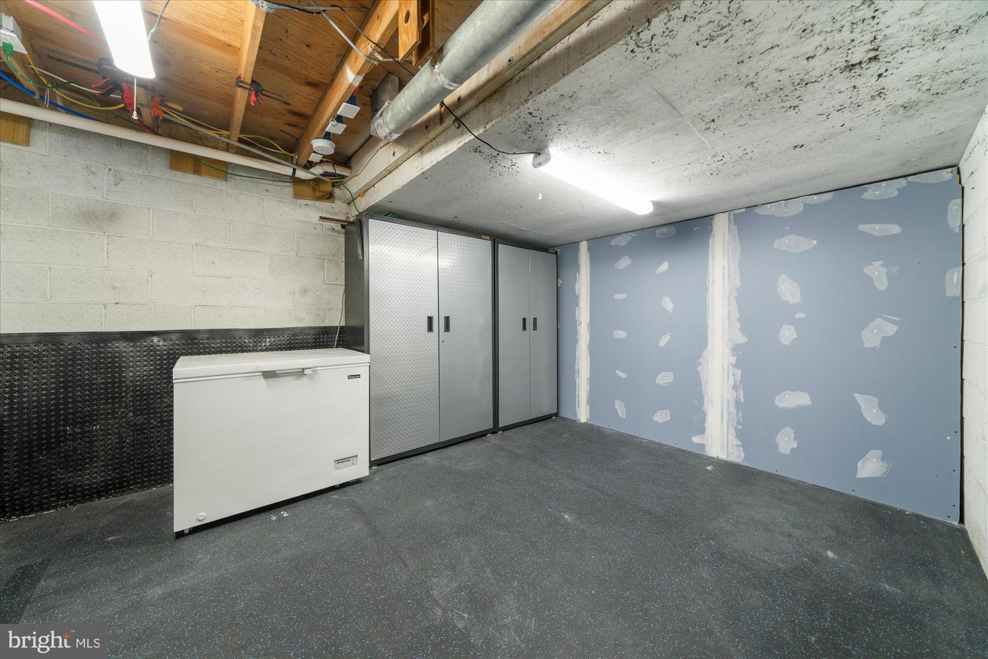 142 Carmen Dr