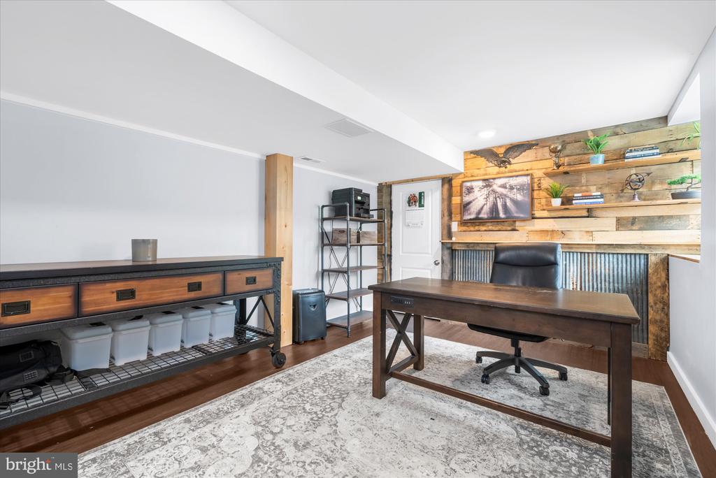 142 Carmen Dr