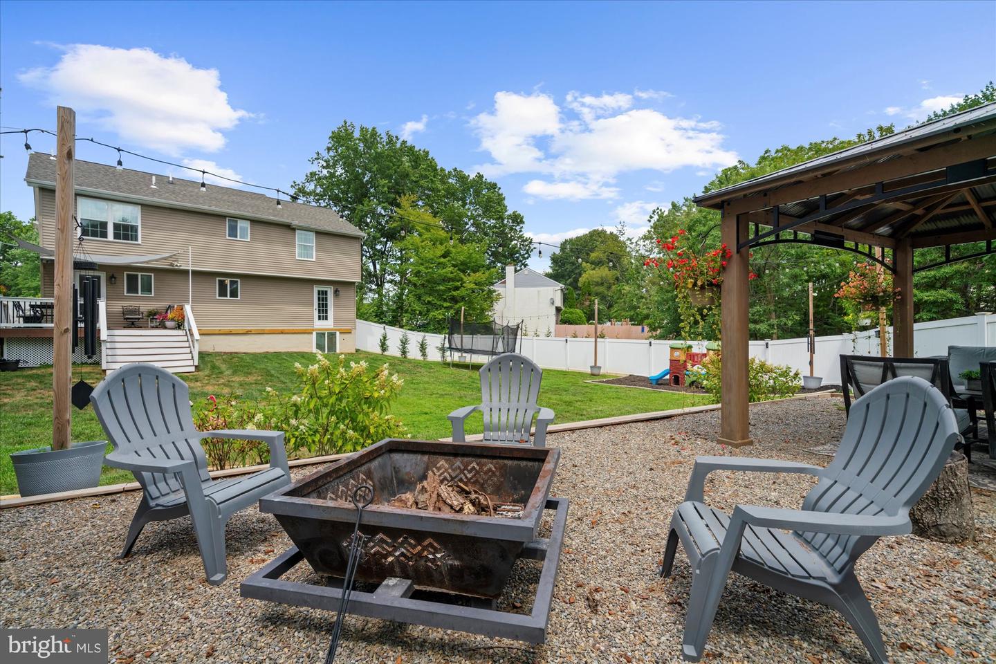 142 Carmen Dr