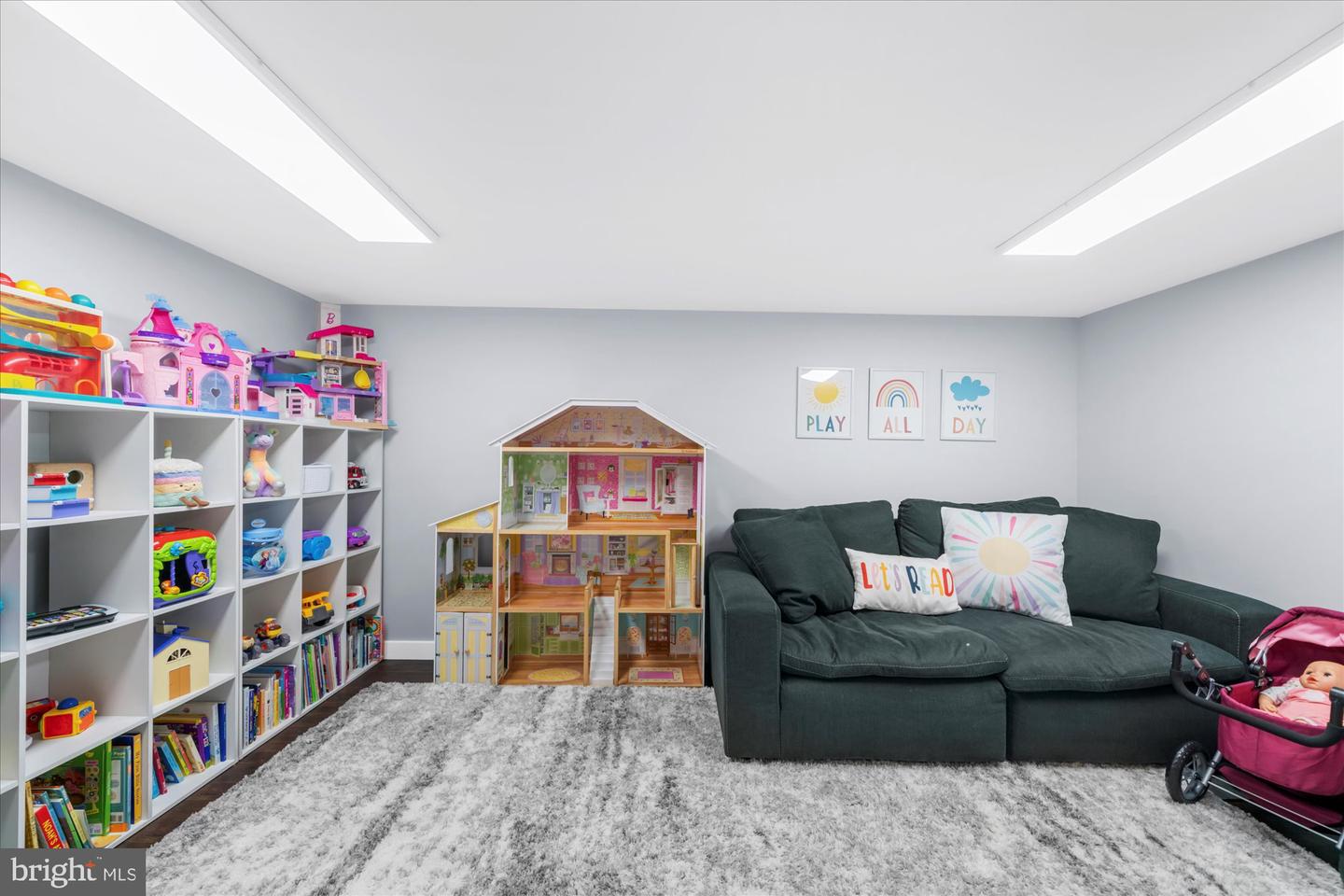 142 Carmen Dr
