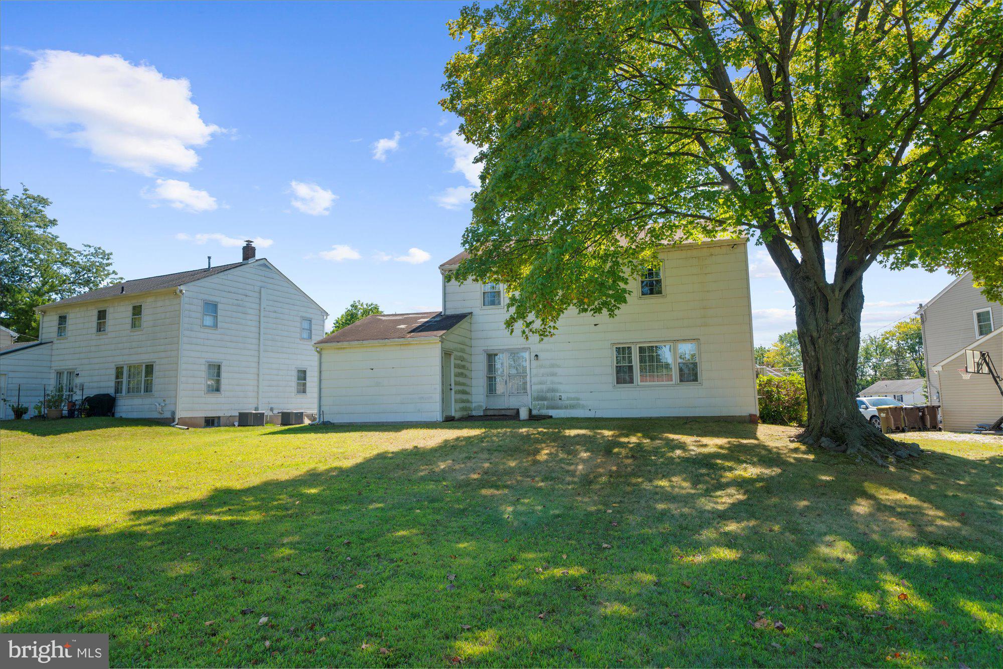 338 REES DRIVE