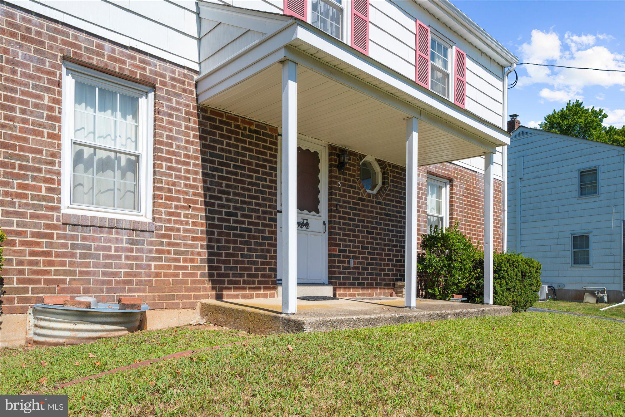 338 REES DRIVE
