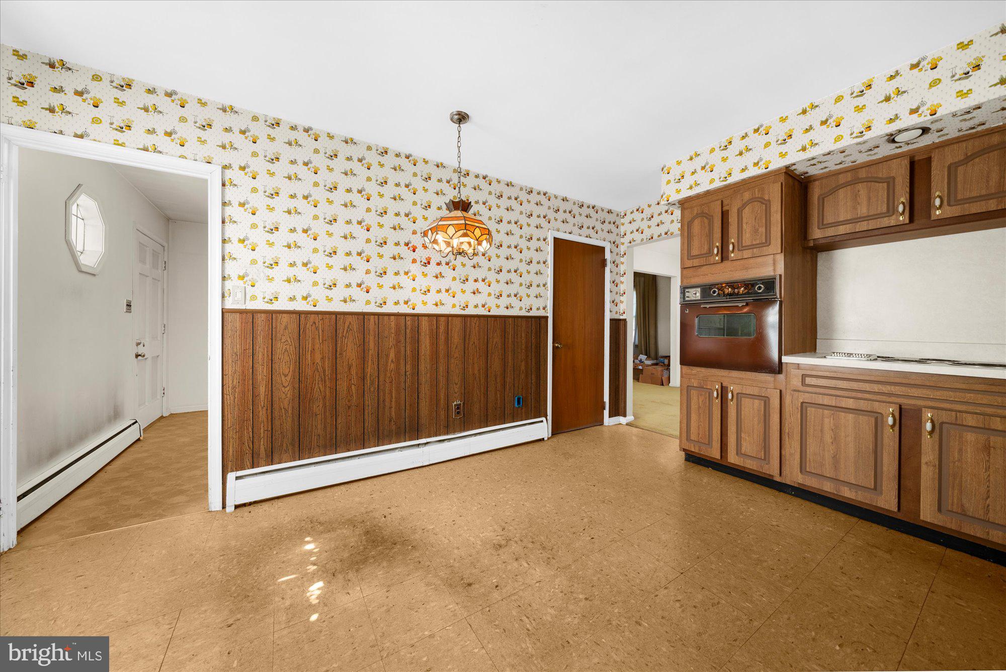338 REES DRIVE